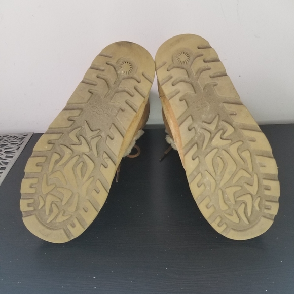 Ugg Womens Boots 7 Rommy Chestnut Suede Leather Sherpa Fur Lined Lace Up Shoes - Picture 2 of 11